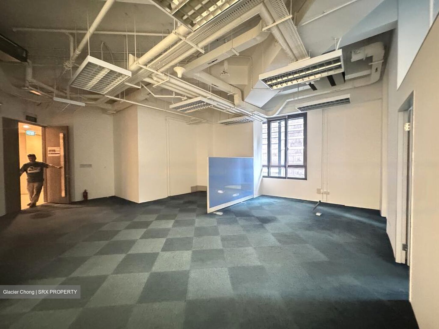 PLUS (D1), Office #462655441